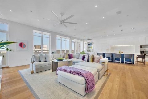 Condo in Orlando, Florida, 2 bedrooms  № 2330646 - photo 7