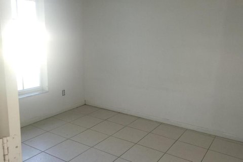 Casa en venta en Port St. Lucie, Florida, 3 dormitorios, 189.52 m2 № 2382706 - foto 13