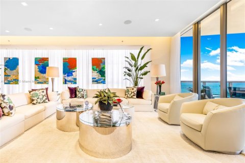 Купить кондоминиум в Бэл-Харбор, Флорида 3 спальни, 327.39м2, № 1939372 - фото 5