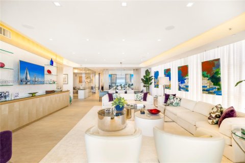 Купить кондоминиум в Бэл-Харбор, Флорида 3 спальни, 327.39м2, № 1939372 - фото 6