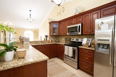 Casa en venta en Lauderhill, Florida, 4 dormitorios, 156.45 m2 № 2265588 - foto 11
