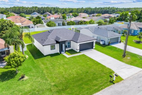 House in Kissimmee, Florida 4 bedrooms, 155.98 sq.m. № 1856599 - photo 2
