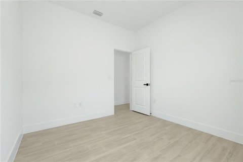 House in Kissimmee, Florida 4 bedrooms, 155.98 sq.m. № 1856599 - photo 25
