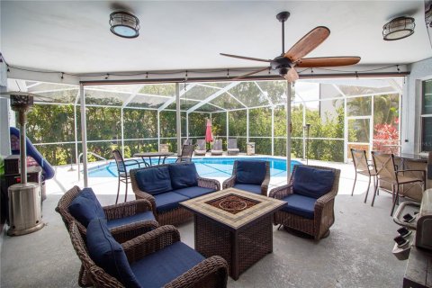 House in Seminole, Florida 3 bedrooms, 229.65 sq.m. № 1771633 - photo 28