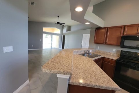 Casa en alquiler en Winter Haven, Florida, 3 dormitorios, 139.63 m2 № 1914420 - foto 8