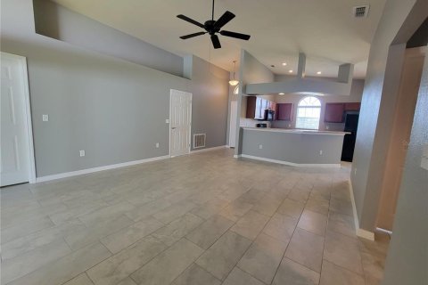 Casa en alquiler en Winter Haven, Florida, 3 dormitorios, 139.63 m2 № 1914420 - foto 16