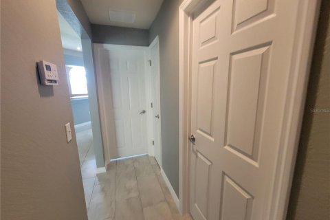 Casa en alquiler en Winter Haven, Florida, 3 dormitorios, 139.63 m2 № 1914420 - foto 20