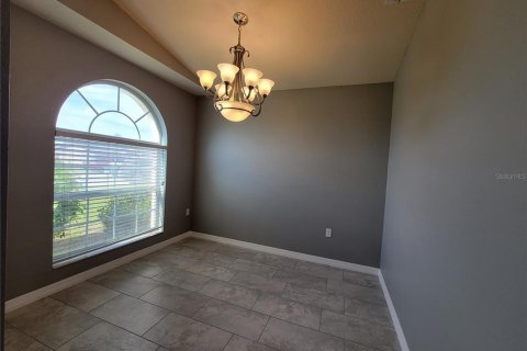 Casa en alquiler en Winter Haven, Florida, 3 dormitorios, 139.63 m2 № 1914420 - foto 4