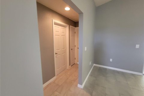 Casa en alquiler en Winter Haven, Florida, 3 dormitorios, 139.63 m2 № 1914420 - foto 18