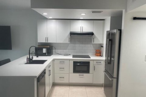 Condominio en venta en Fort Lauderdale, Florida, 3 habitaciones, 40.88 m2 № 2250615 - foto 7