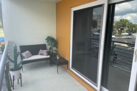 Condominio en venta en Fort Lauderdale, Florida, 3 habitaciones, 40.88 m2 № 2250615 - foto 25