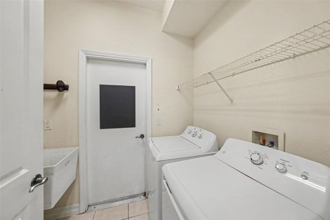 Touwnhouse à vendre à Temple Terrace, Floride: 3 chambres, 176.24 m2 № 2287441 - photo 26