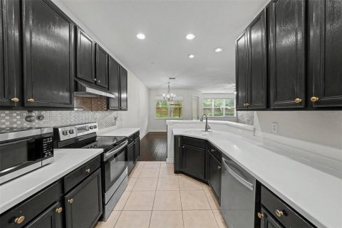 Touwnhouse à vendre à Temple Terrace, Floride: 3 chambres, 176.24 m2 № 2287441 - photo 13