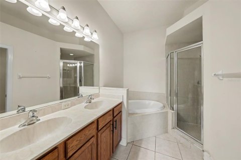 Touwnhouse à vendre à Temple Terrace, Floride: 3 chambres, 176.24 m2 № 2287441 - photo 19