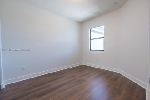 Adosado en venta en Miami Lakes, Florida, 3 dormitorios, 157.19 m2 № 1892930 - foto 26