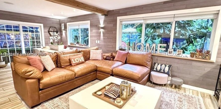 Condo in Miami Beach, Florida, 2 bedrooms  № 2026651