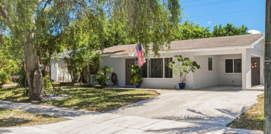 Villa ou maison à Deerfield Beach, Floride 3 chambres, 129.6 m2 № 2085307