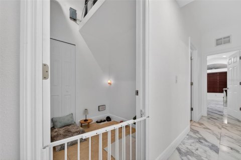 Casa en venta en Orange City, Florida, 5 dormitorios, 284.19 m2 № 2104743 - foto 25