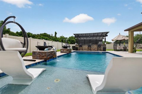 Casa en venta en Orange City, Florida, 5 dormitorios, 284.19 m2 № 2104743 - foto 2