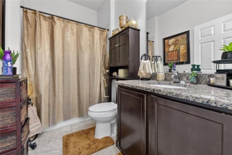 Casa en venta en Orange City, Florida, 5 dormitorios, 284.19 m2 № 2104743 - foto 29