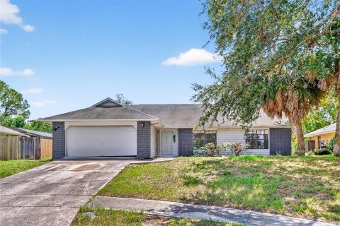 Casa en venta en Orlando, Florida, 3 dormitorios, 143.35 m2 № 1912216 - foto 1