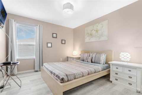 Купить виллу или дом в Киссимми, Флорида 11 комнат, 338.91м2, № 2111796 - фото 16