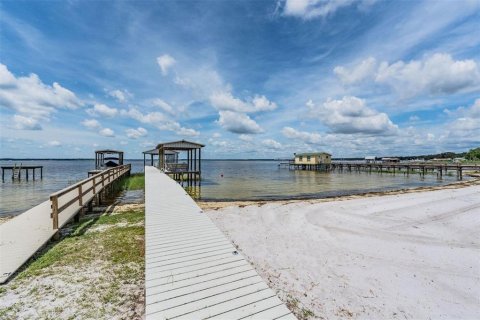Casa en alquiler en Ocklawaha, Florida, 2 dormitorios, 146.32 m2 № 1915453 - foto 6