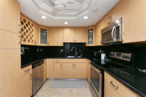 Condominio en venta en Hollywood, Florida, 2 dormitorios, 119.57 m2 № 1348144 - foto 15