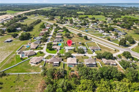 House in Winter Haven, Florida 4 bedrooms, 168.06 sq.m. № 1751889 - photo 12