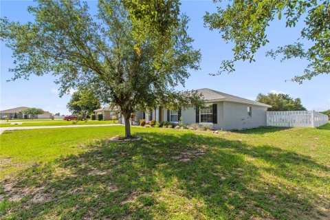 House in Winter Haven, Florida 4 bedrooms, 168.06 sq.m. № 1751889 - photo 16