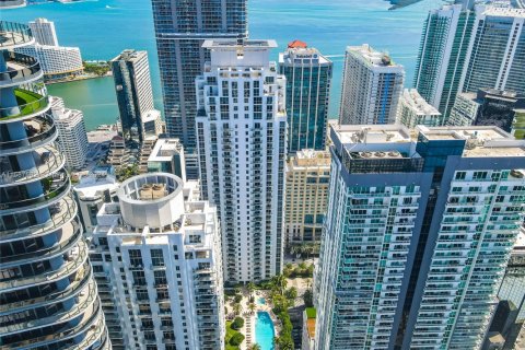 Condominio en venta en Miami, Florida, 1 dormitorio, 91.23 m2 № 1863130 - foto 1