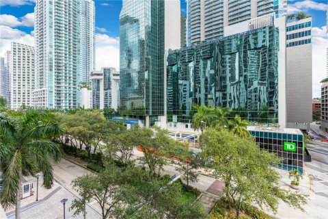 Condominio en venta en Miami, Florida, 1 dormitorio, 91.23 m2 № 1863130 - foto 25