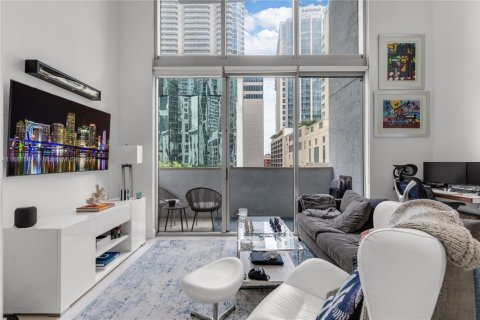 Condominio en venta en Miami, Florida, 1 dormitorio, 91.23 m2 № 1863130 - foto 2