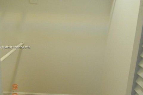 Copropriété à louer à North Miami Beach, Floride: 1 chambre, 74.69 m2 № 1976944 - photo 12