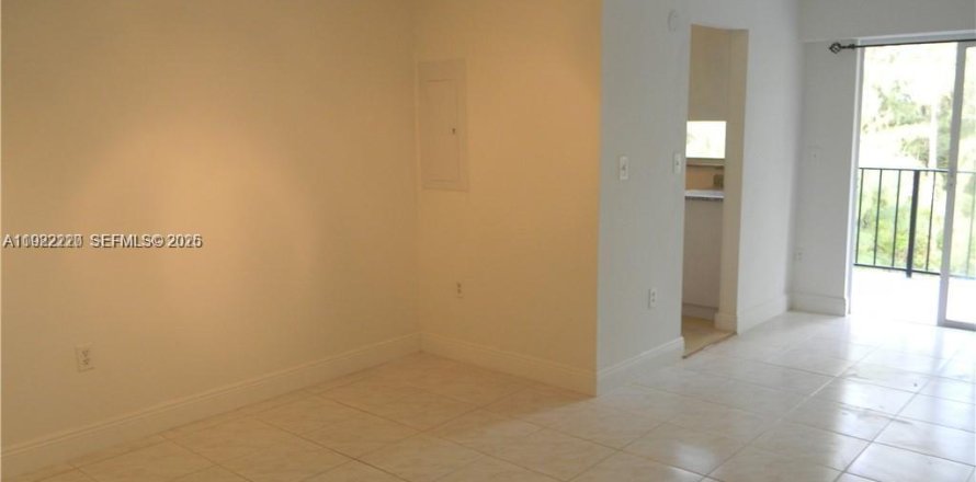 Condo à North Miami Beach, Floride, 1 chambre № 1976944