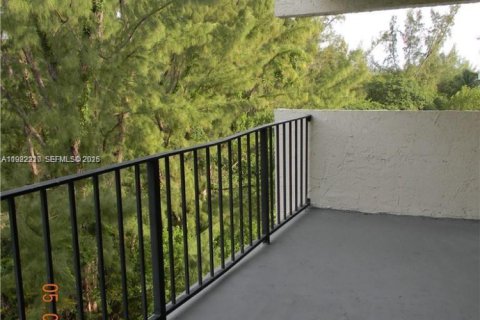 Copropriété à louer à North Miami Beach, Floride: 1 chambre, 74.69 m2 № 1976944 - photo 22