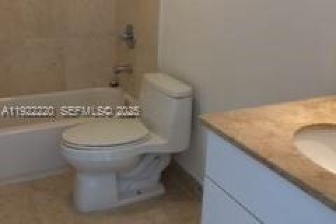 Copropriété à louer à North Miami Beach, Floride: 1 chambre, 74.69 m2 № 1976944 - photo 6