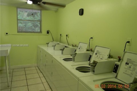 Copropriété à louer à North Miami Beach, Floride: 1 chambre, 74.69 m2 № 1976944 - photo 27