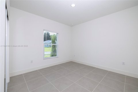 House in Palm Bay, Florida 3 bedrooms, 116.13 sq.m. № 1944472 - photo 20