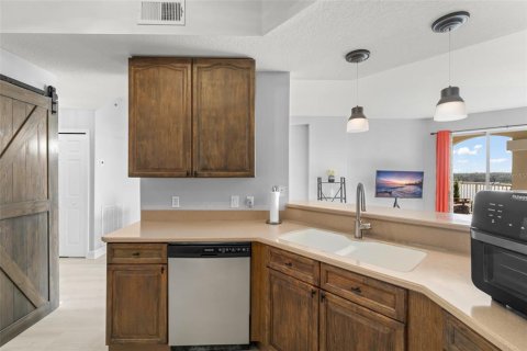 Condo in Orlando, Florida, 3 bedrooms № 2204207 - photo 20