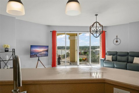 Condo in Orlando, Florida, 3 bedrooms № 2204207 - photo 14