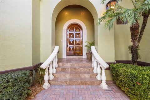 Casa en venta en Tampa, Florida, 4 dormitorios, 340.86 m2 № 2121819 - foto 12