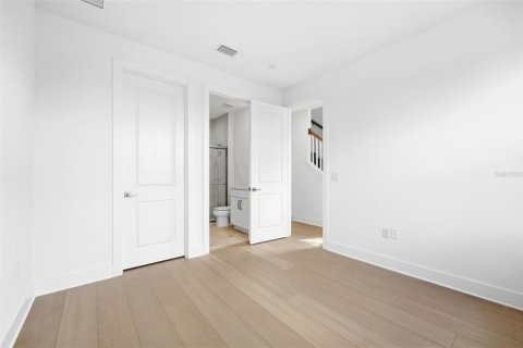 Touwnhouse à vendre à Orlando, Floride: 3 chambres, 185.99 m2 № 2431898 - photo 7