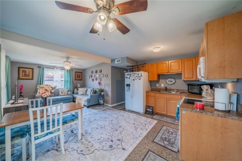 Casa en venta en Sarasota, Florida, 3 dormitorios, 77.95 m2 № 1534144 - foto 9