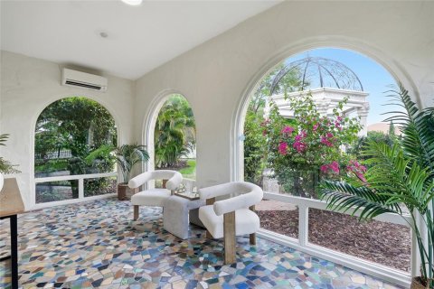 Villa ou maison à vendre à Tampa, Floride: 6 chambres, 528.71 m2 № 2123898 - photo 8