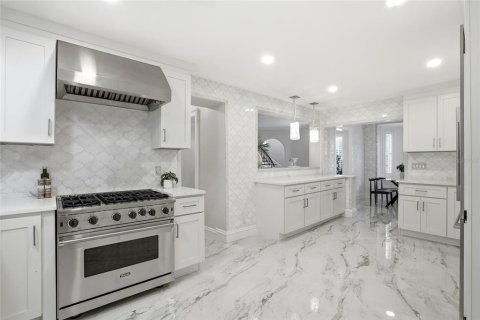 Villa ou maison à vendre à Tampa, Floride: 6 chambres, 528.71 m2 № 2123898 - photo 23