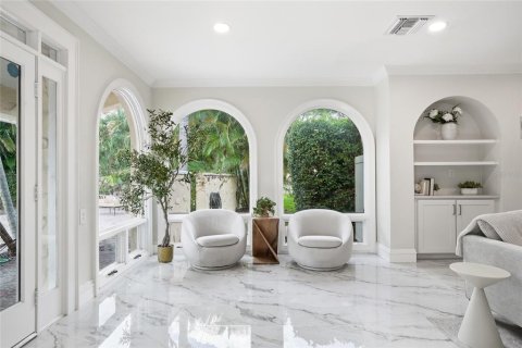 Villa ou maison à vendre à Tampa, Floride: 6 chambres, 528.71 m2 № 2123898 - photo 12