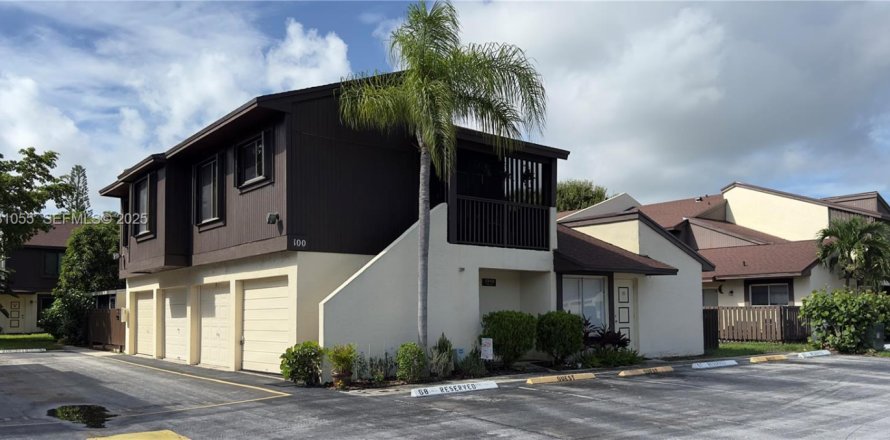 Кондоминиум с 3 спальнями в Уэст-Палм-Бич, Флорида № 1989772