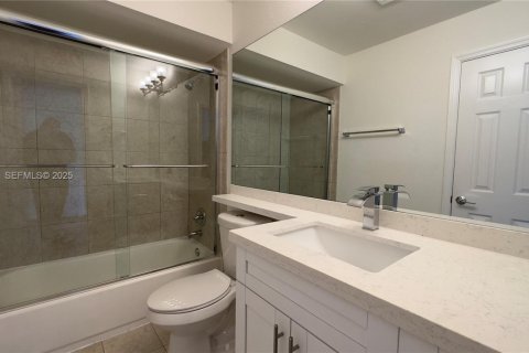 Купить кондоминиум в Уэст-Палм-Бич, Флорида 3 спальни, 113.34м2, № 1989772 - фото 18