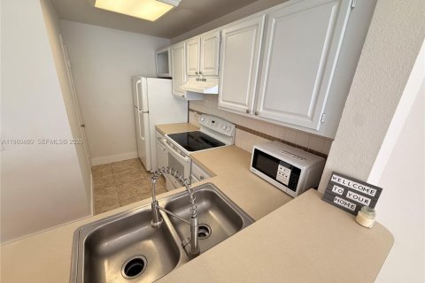 Copropriété à louer à Delray Beach, Floride: 2 chambres, 90.95 m2 № 2023261 - photo 6